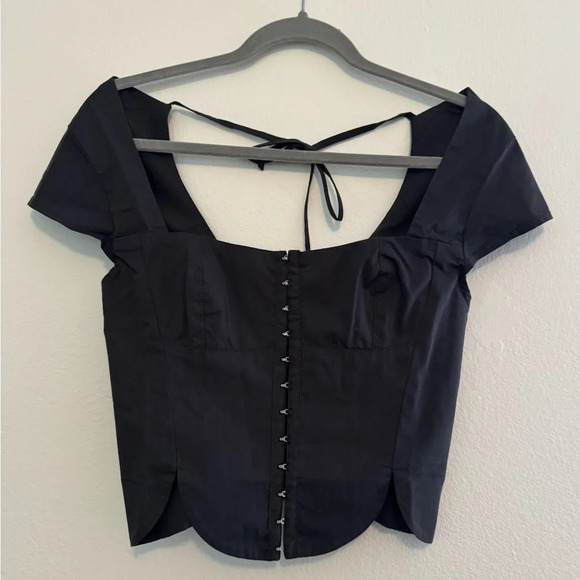 Silence + Noise Hook & Eye Blouse Urban Outfitters NWT XS Black Cropped Boho - Picture 1 of 7
